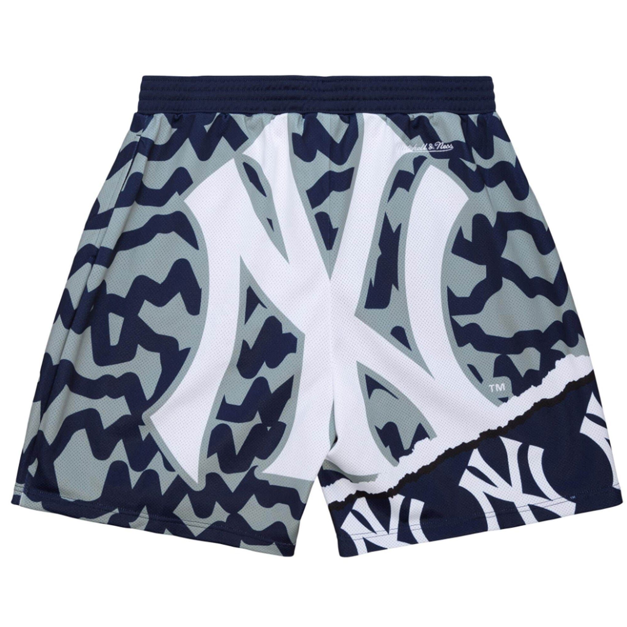 Mitchell & Ness Jumbotron 2.0 Sublimated Shorts New York Yankees